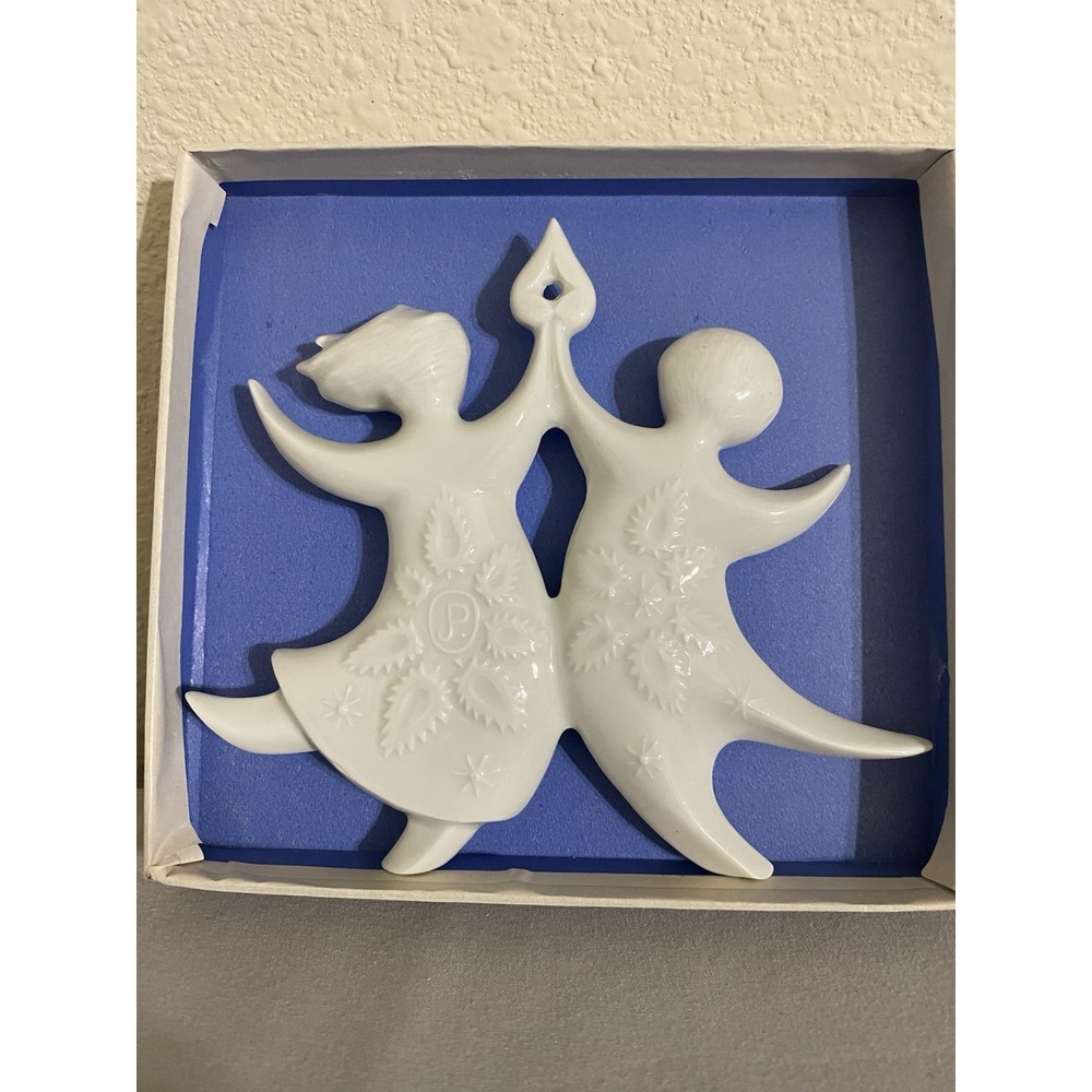 VINTAGE HAVILAND PORCELAIN JEAN-JACQUES PROLONGEAU 1971 CHRISTMAS ORNAMENT W/BOX